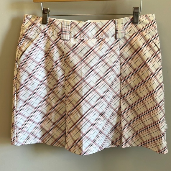 Maggie Lane Skort Front Pleats Plaid Golf Tennis Pickleball Size 10 Zip Pockets - Picture 1 of 10